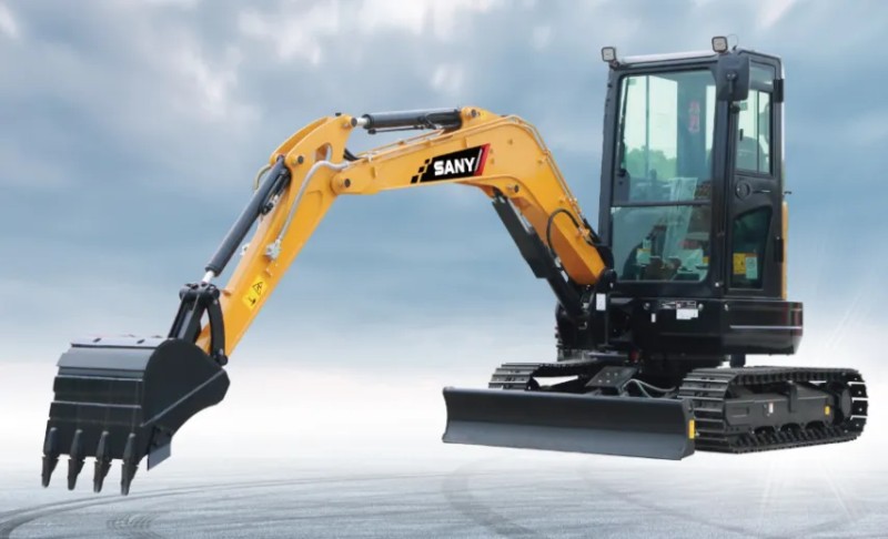 三一SY35U微型挖掘機參数解析：整機重量3835kg/3710kg，斗容0.12m³，功率20.2kW
